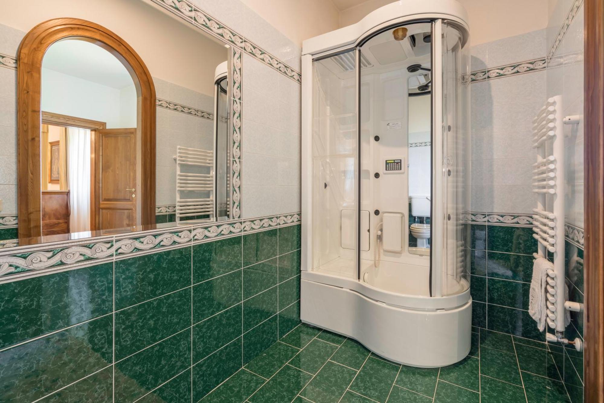 Licia, Val D'orcia, Private Pool, Jacuzzi, Wifi Villa