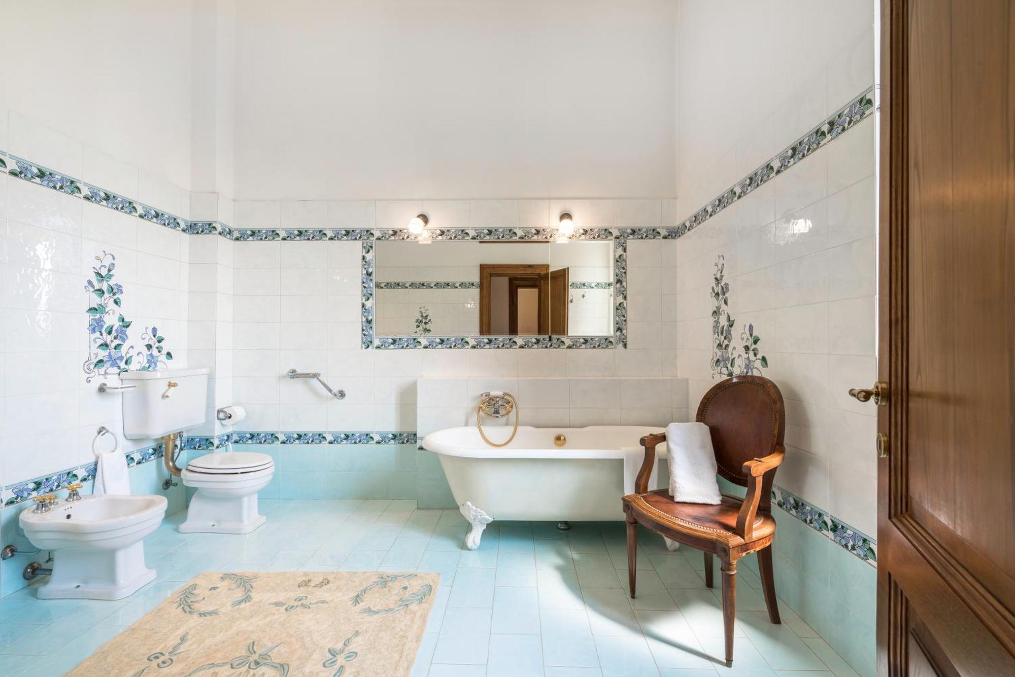 Licia, Val D'orcia, Private Pool, Jacuzzi, Wifi * Chiusi